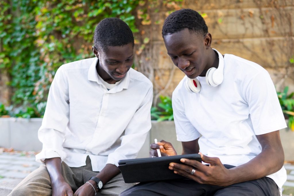 WACREN and NOUN deepen collaboration through a distributed university demonstrator